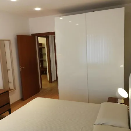 Comfort, Pulizia, Eleganza E Affidabilita A *