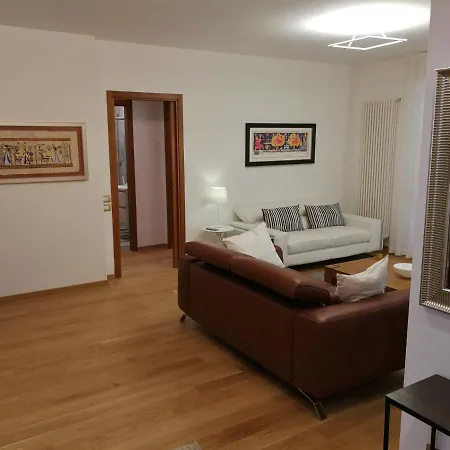 Comfort, Pulizia, Eleganza E Affidabilita A *